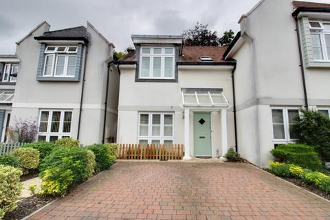 3 bedroom semi-detached house for sale, PEACOCK GARDENS, WATERLOOVILLE