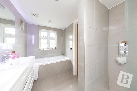 5 Kerry Drive, Upminster, RM14 1JB
