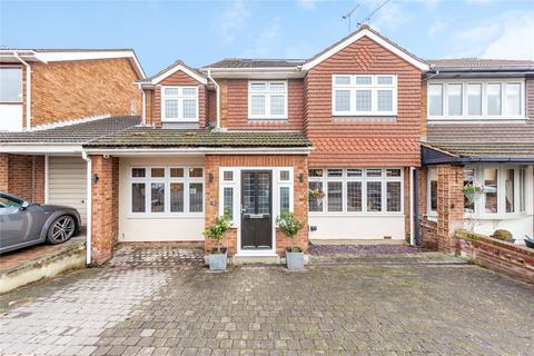 5 Kerry Drive, Upminster, RM14 1JB