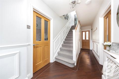 5 Kerry Drive, Upminster, RM14 1JB