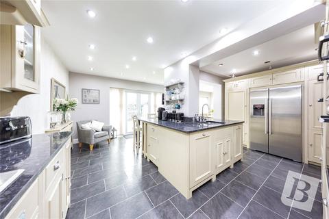 5 Kerry Drive, Upminster, RM14 1JB