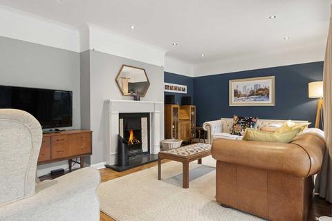 30 Surley Row, Emmer Green, Reading, RG4 8NA