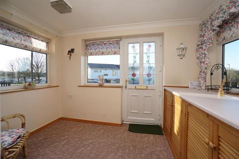 144 Lingfoot Crescent, Sheffield, S8 8DB
