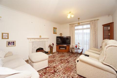 144 Lingfoot Crescent, Sheffield, S8 8DB