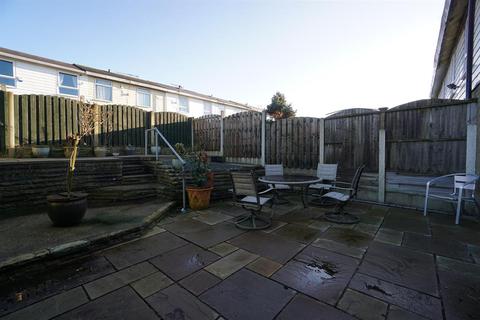 144 Lingfoot Crescent, Sheffield, S8 8DB