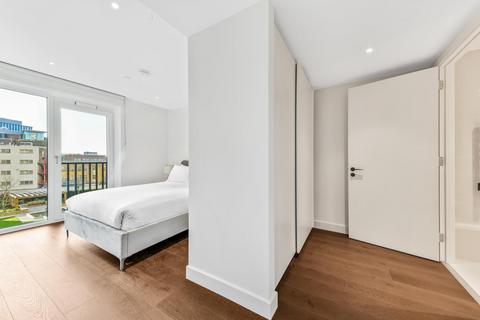 2 bedroom apartment to rent, Belvedere Row, White City Living,