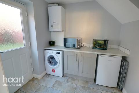 2 Ramskir Lane, Stainforth, Doncaster, DN7 5BE