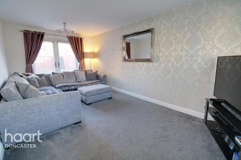 2 Ramskir Lane, Stainforth, Doncaster, DN7 5BE