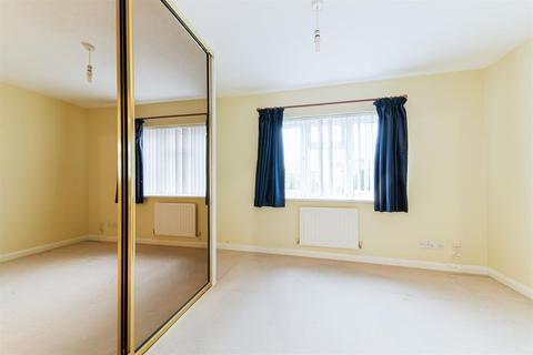 14 Cudham Close, Belmont, Sutton, SM2 6EG