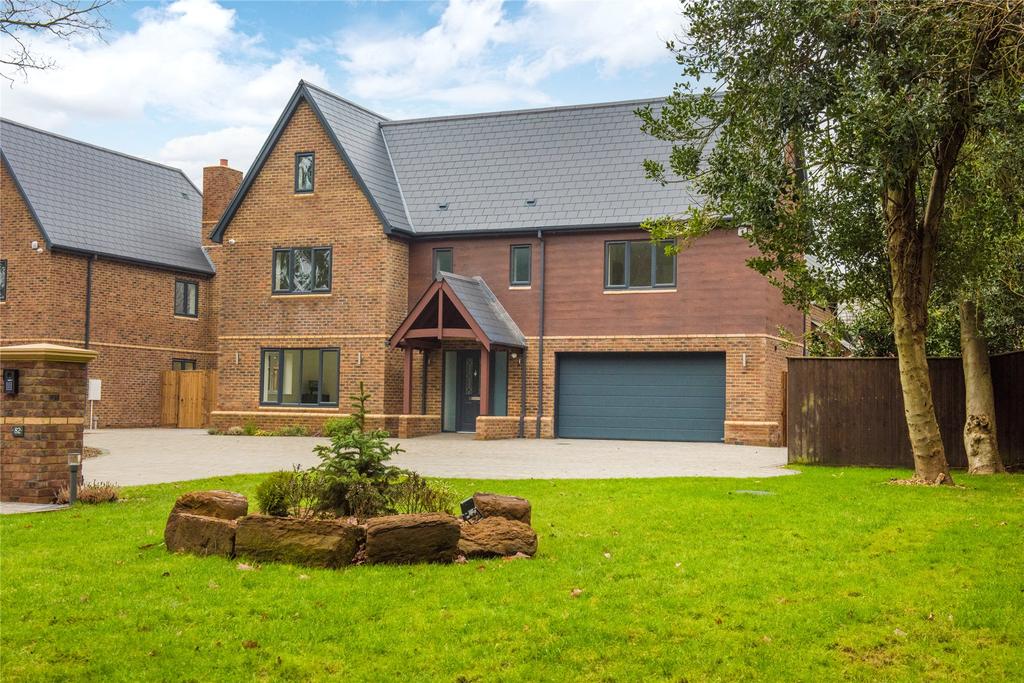 Walton Road, Wavendon, Milton Keynes... 6 bed detached house £1,375,000