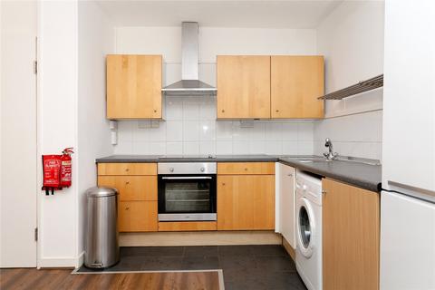 4 bedroom maisonette to rent, Fellows Court, Weymouth Terrace, Hoxton, London