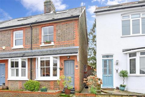 30 Albion Road, Reigate, RH2 7JY