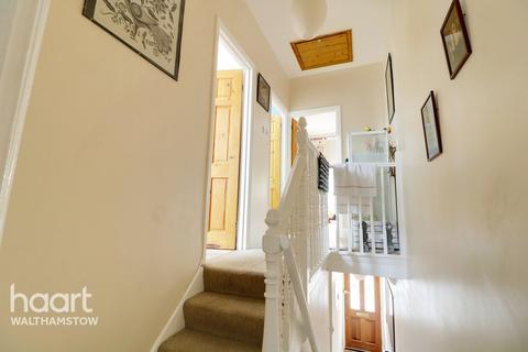 50 Rensburg Road, London, E17 7HN