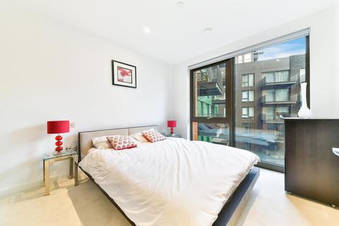 1 bedroom apartment to rent, Legacy Building, Embassy Gardens, London, SW11