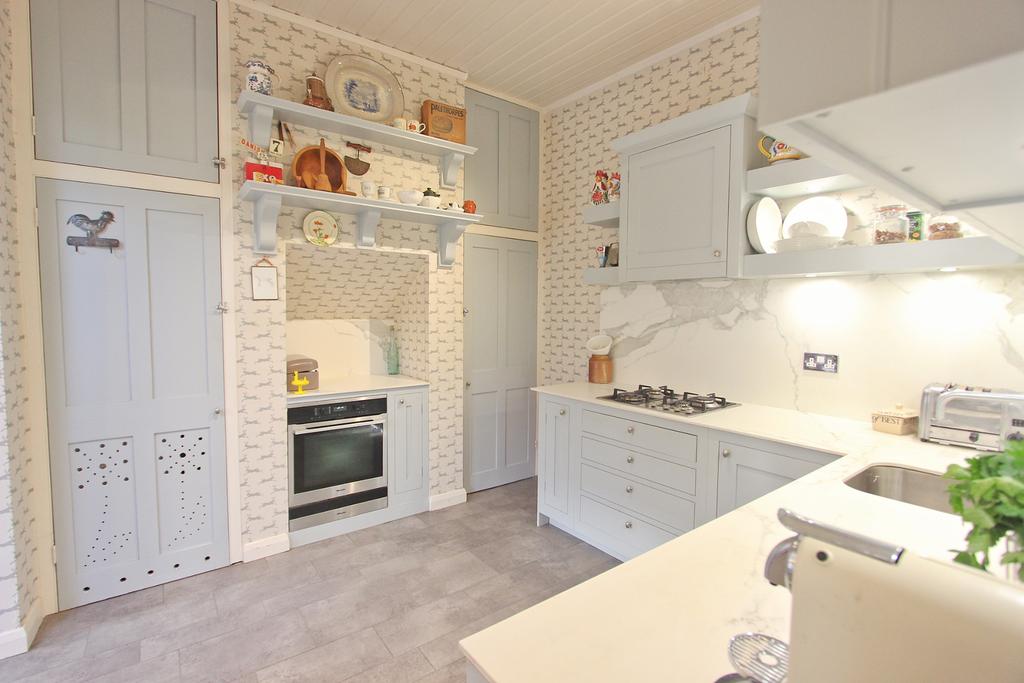 Fitted Kitchen