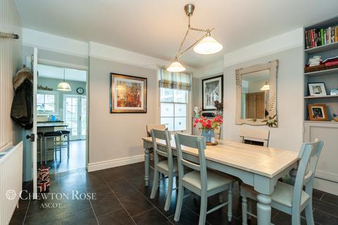 12 Course Road, Ascot, SL5 7HL