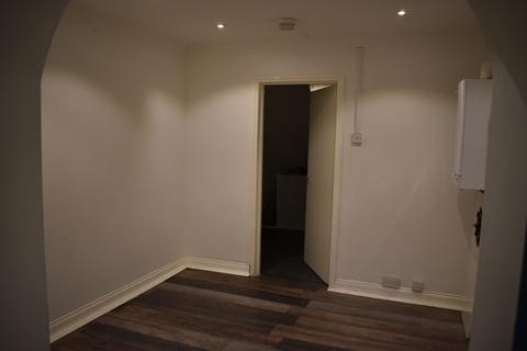 319 Acton Lane, London, W3 8NT