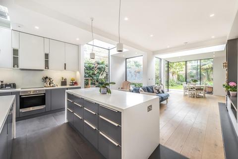 8 Calais Street, London, SE5 9LP