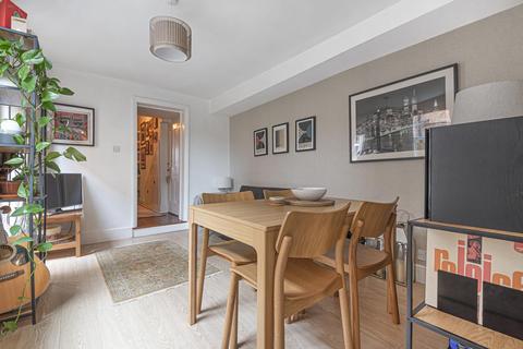 47a Bickersteth Road, London, SW17 9SH