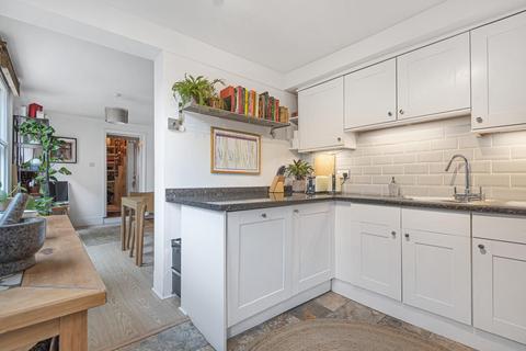 47a Bickersteth Road, London, SW17 9SH