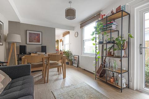 47a Bickersteth Road, London, SW17 9SH