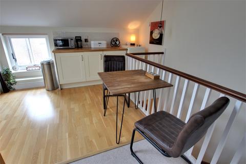 9 Springwell, Havant, PO9 1EB