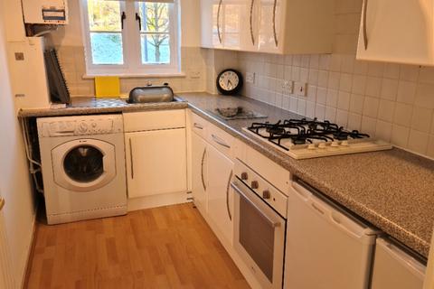 2 bedroom flat to rent, Glen Moriston Road, Cumbernauld, North Lanarkshire, G68