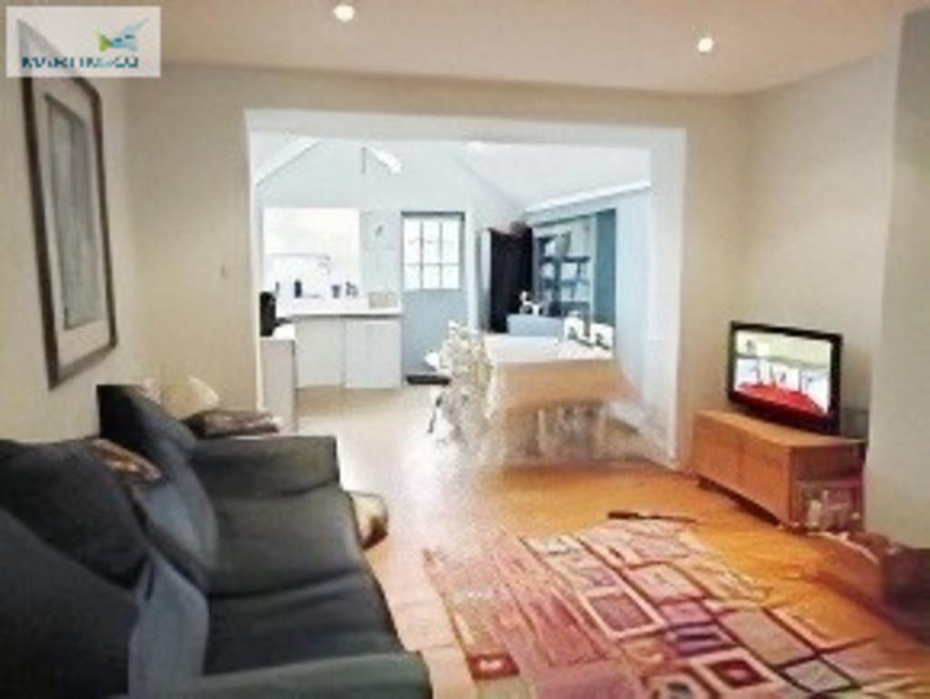 39b4df72-Centre 20street 20living 20room (2)
