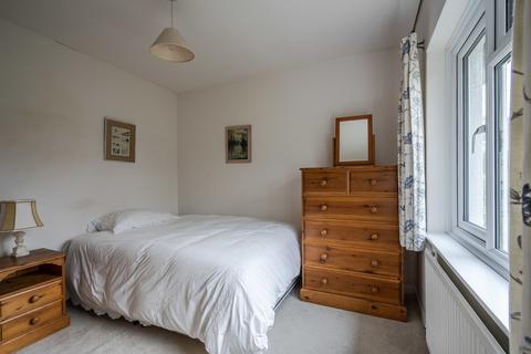 Ours, 5 Ashes Lane, Kington Langley, Chippenham, SN15 5NP