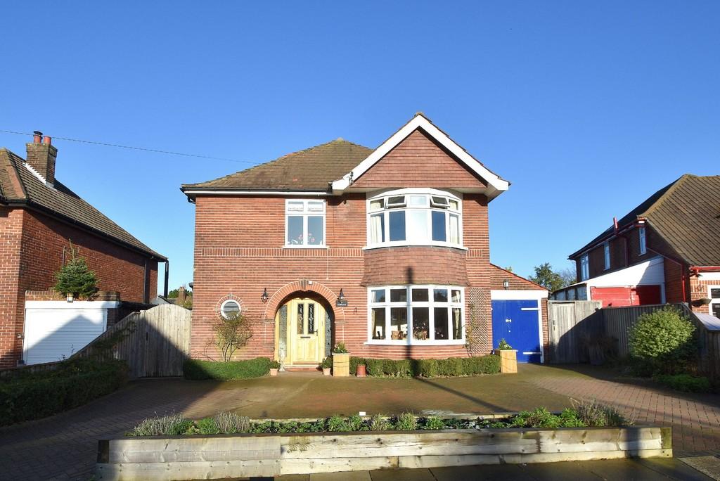 Woodstone Avenue, Ipswich IP1 3TE 4 bed detached house £575,000