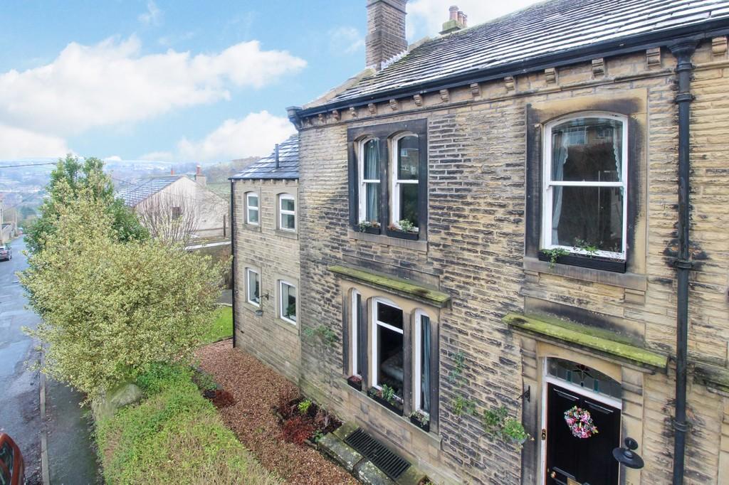 Greenfield Road, Holmfirth 4 bed semidetached house £450,000