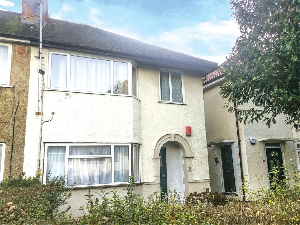 Connell Crescent, Ealing, W5 2 bed flat £95,000