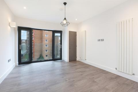 1 bedroom apartment to rent, Karam Court, Commercial Road, Whitechapel, London