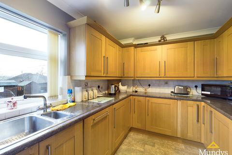 7 Holly Close, Cherry Willingham, Lincoln, LN3 4BH
