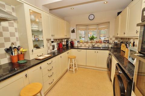 29 Oates Road, Romford, RM5 2DX