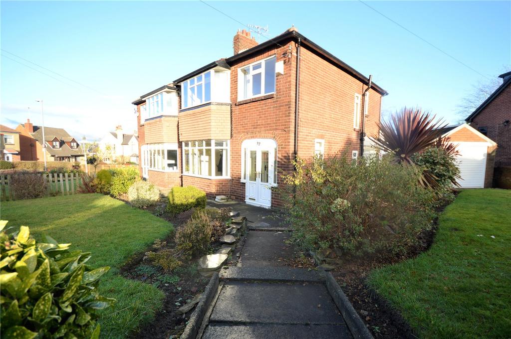 Foxholes Lane, Calverley, Pudsey, West Yorkshire 3 bed semidetached