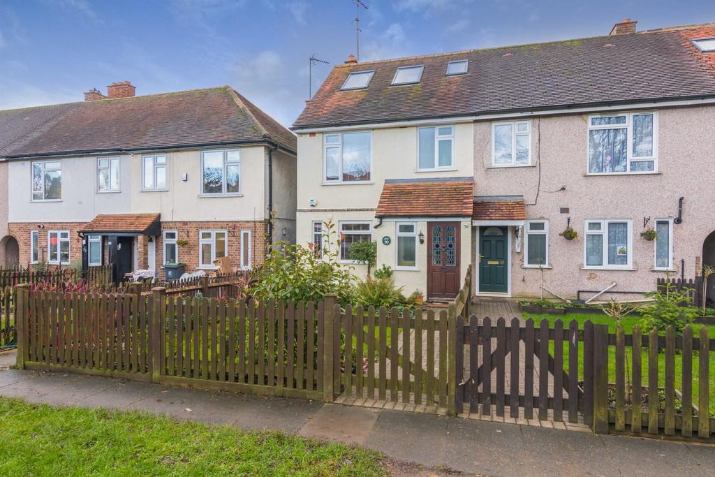 Ivy Chimneys, Epping 3 bed end of terrace house £550,000