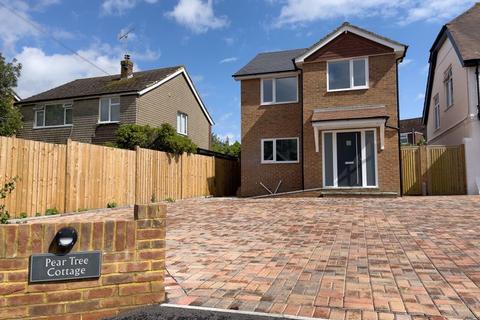 Pear Tree Cottage Lake Lane, Barnham, Bognor Regis, PO22 0AD