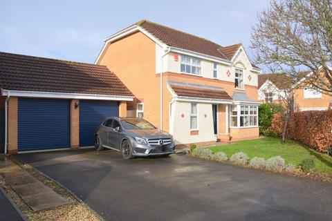 27 Bathurst Close, Burnham-on-sea, TA8 2SZ