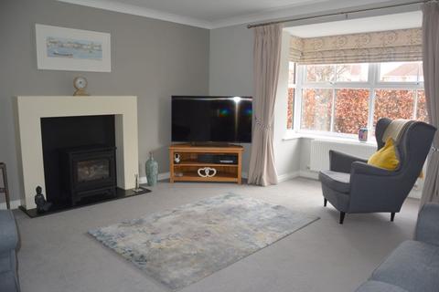 27 Bathurst Close, Burnham-on-sea, TA8 2SZ