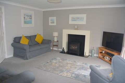 27 Bathurst Close, Burnham-on-sea, TA8 2SZ