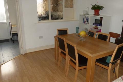 284 Perry Common Road, Birmingham, B23 7AU