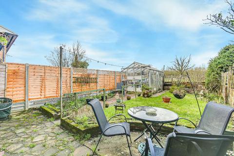 71 Ash Road, Westerham, TN16 1EJ