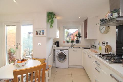 11 Lowestoft Drive, Liverpool, L19 2HD