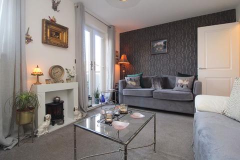 11 Lowestoft Drive, Liverpool, L19 2HD