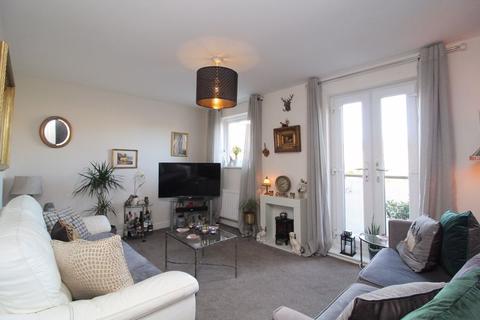 11 Lowestoft Drive, Liverpool, L19 2HD