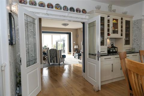 35 Thorpe Esplanade, Thorpe Bay, Southend-on-sea, SS1 3BA