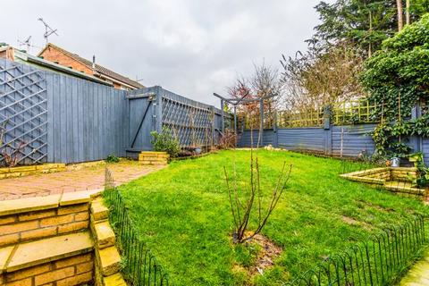 7 Akister Close, Buckingham, MK18 7HT