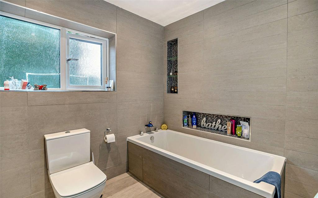 Main Bathroom