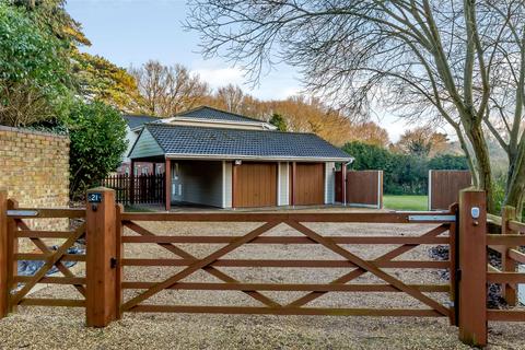 21 Pinewood Close, Norwich, NR6 5LX